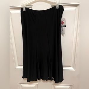 Skirt by Soft Works in Black. Small NWT